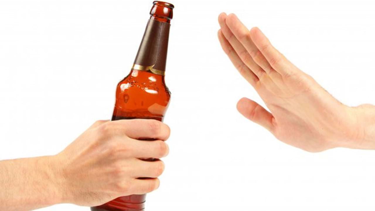 Nói không với rượu, bia là cách hạ men gan hiệu quả